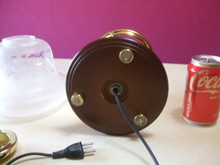 Lamparita de mesa madera y metal
