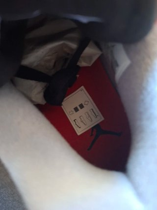Jordan 4 Toro Bravo Vermelho e Preto
