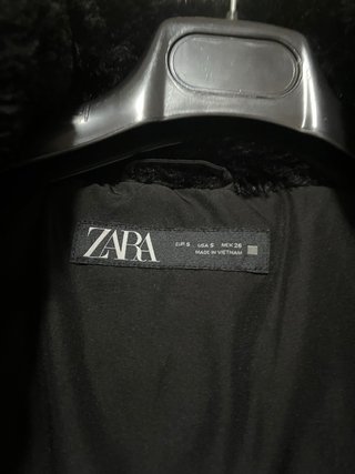Abrigo Zara Negro Repelente al Agua