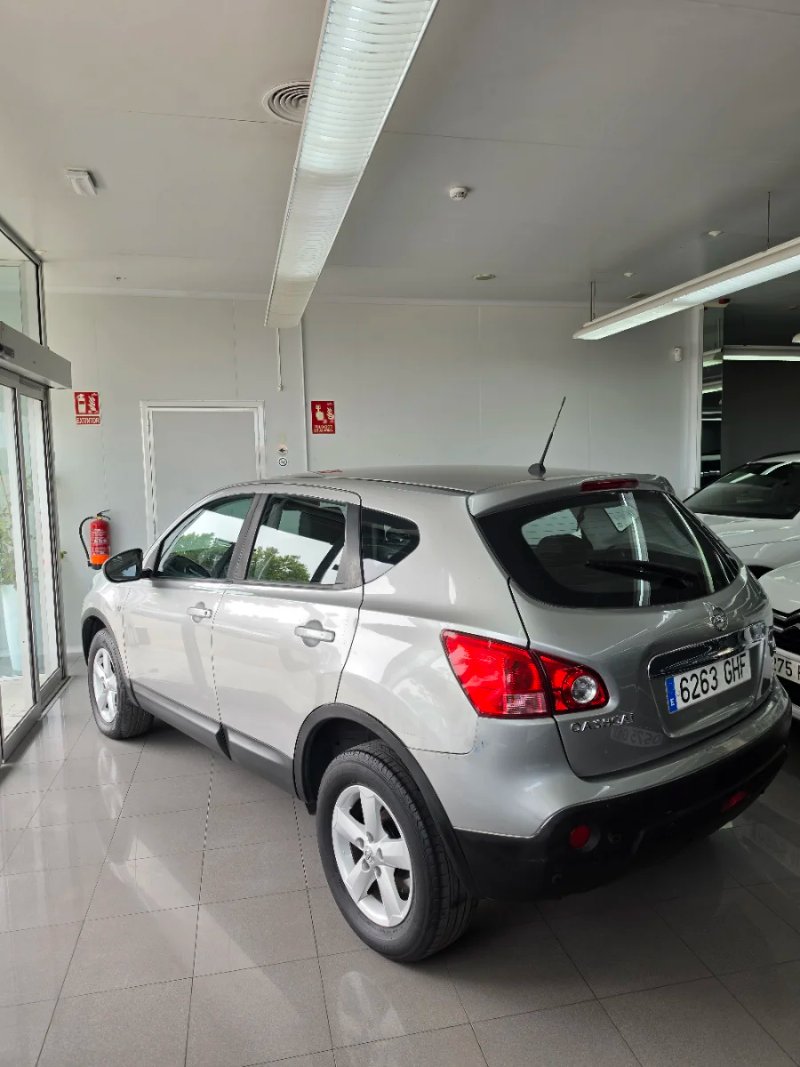 Nissan Qashqai 2.0 dCi Tekna 4x4 2008, foto 7