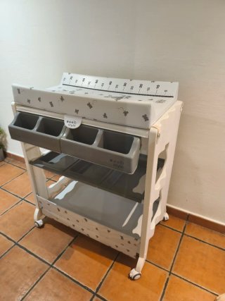 Bañera y cambiador para bebé