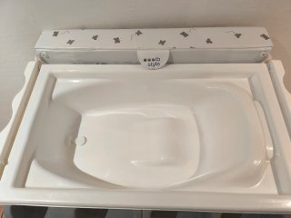 Bañera y cambiador para bebé