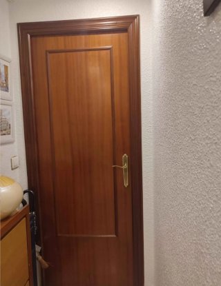 Puerta de madera