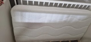 Cuna IKEA Smagora blanca con colchón