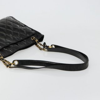 CHANEL Matelasse Chain Tote Bag Patent Leather