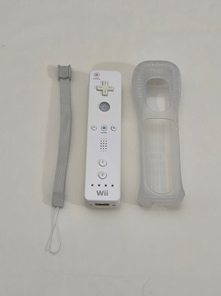 Mando Nintendo Wii + Funda + Correa