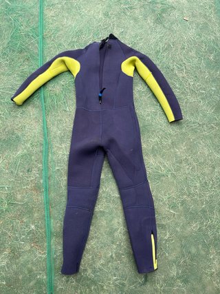 Neopreno Olaian niño Talla 8 4/3