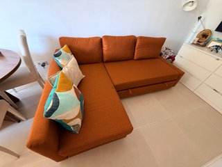 Sofá cama naranja Ikea
