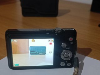 Casio EXILIM exzs10  14.1 MP Fotocamera Digitale