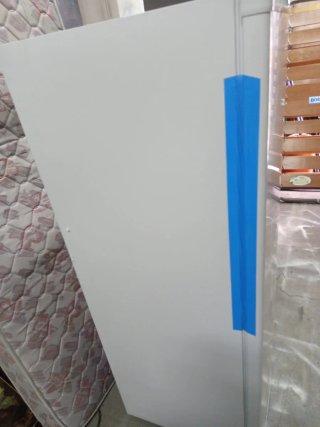 Congelatore verticale 5 cassetti nuovo 142L