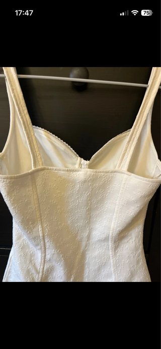 Falda Levi's y top H&M Talla M y XS