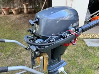 Motor fueraborda Yamaha 4 tiempos..9.9..caballos..