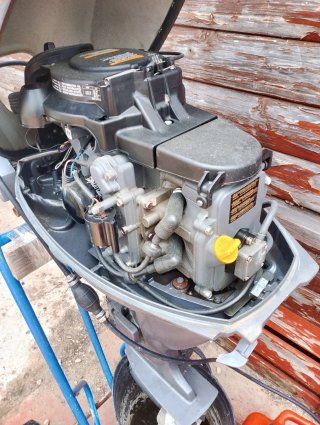 Motor fueraborda Yamaha 4 tiempos..9.9..caballos..