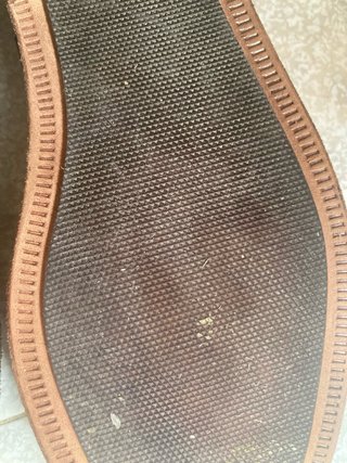 Botines de ante negro estilo mexicano