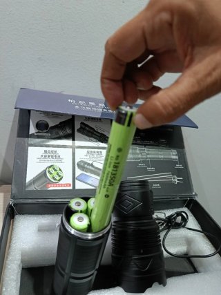 Linterna LED 10000mAh 100W Recargable