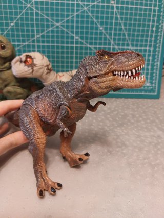 Lotto di 9 articoli a tema Dinosauri