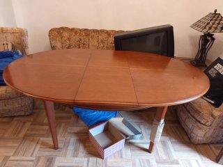 Mesa comedor madera ovalada y extensible