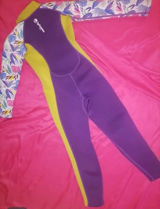 Neopreno niña 6-8 años morado y amarillo