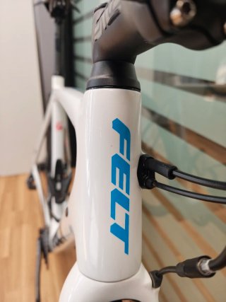 Felt Gravel FX-WT --