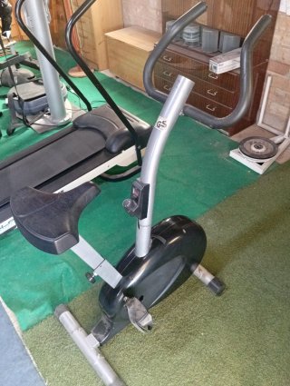 Lote de 4 maquinas de gimnasia