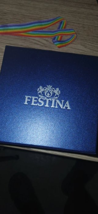 Orologio Festina Rettangolare Oro Nuovo