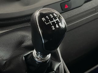 Camion 3500kg carnet B con trampilla Ford Transit