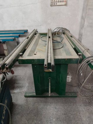 Compresor de aire Arum, y mesa de trabajo aluminio