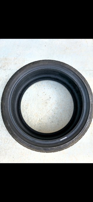 Neumático Bridgestone Potenza S005 235/35 R19