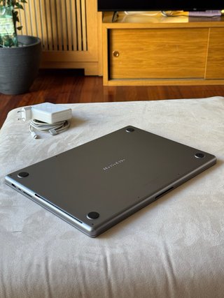 Apple MacBook Pro M1 PRO
