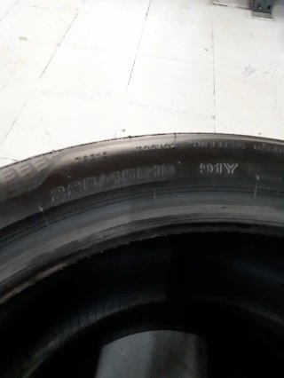 Neumáticos 225/45 R18