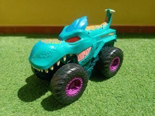 Camión Hot Wheels Mega Wrex