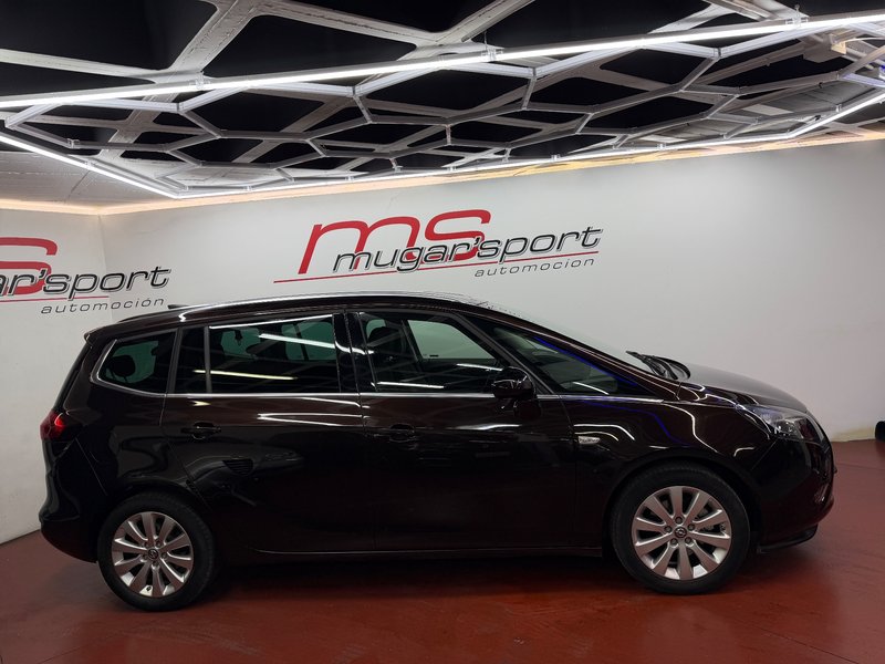 Opel Zafira 2016, foto 3