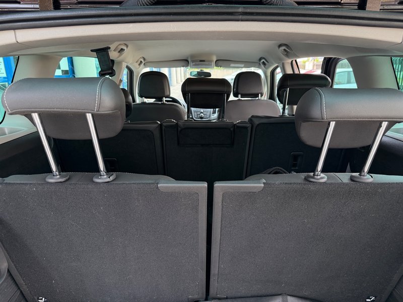 Opel Zafira 2016, foto 9