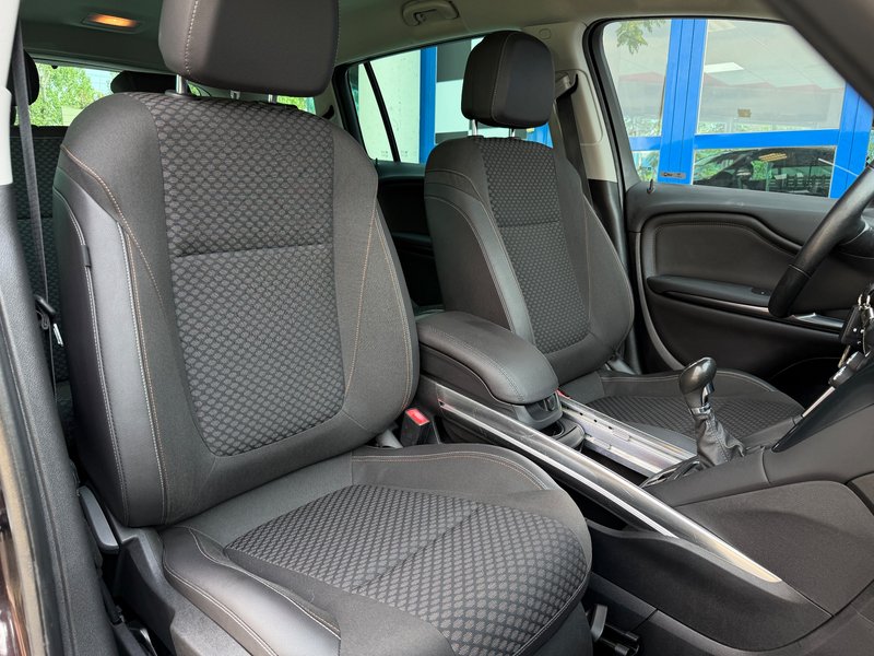 Opel Zafira 2016, foto 11