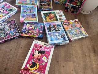 Lote de puzzles infantiles Disney y más