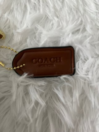 Bolso Coach Cherry Monogram Marrón Rosa Old Money