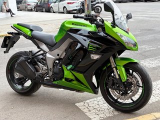 Kawasaki Z1000SX 2013 en perfecto estado