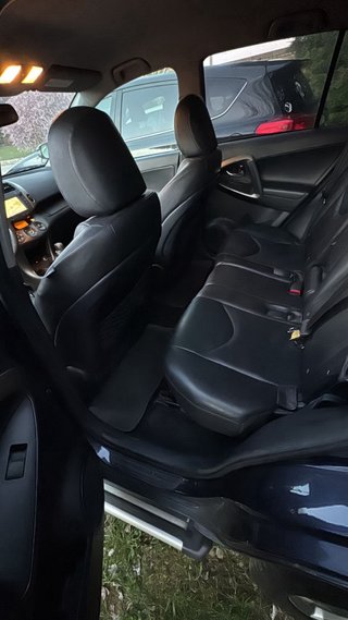 Toyota  Rav4 2010