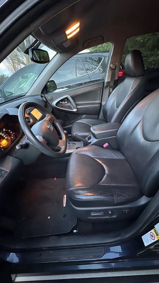 Toyota  Rav4 2010