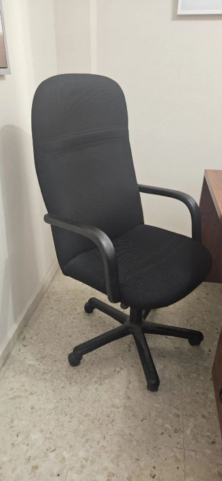 Silla de estudio negra LIQUIDACION