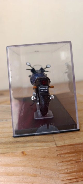 Maqueta Moto Yamaha TDM 900 Azul