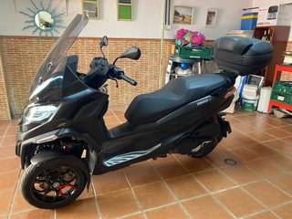 Piaggio MP3 400 Sport Negra