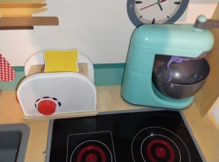 Cocinita de madera para niños