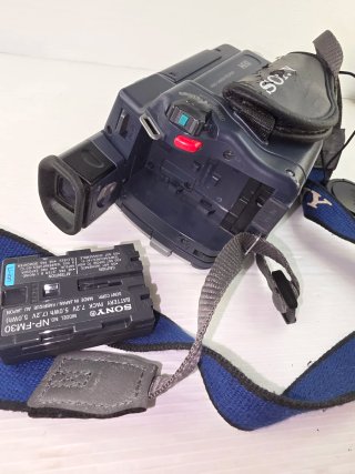 Videocámara Sony Handycam Vision CCD-TRV418E