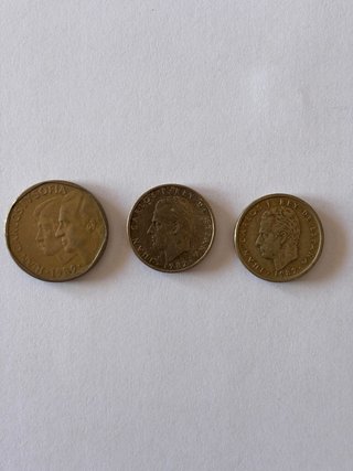 Lote 34 monedas de pesetas españolas