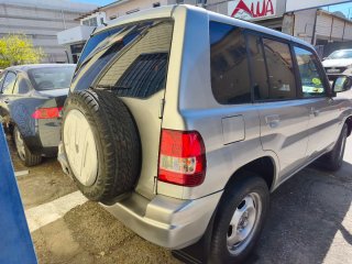 Mitsubishi Montero 2002