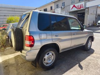 Mitsubishi Montero 2002