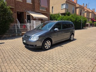 Volkswagen Touran 1.9 TDI DSG TRENDLINE