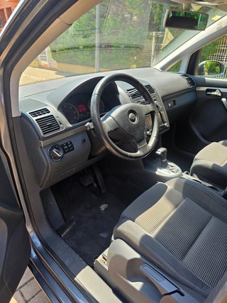 Volkswagen Touran 1.9 TDI DSG TRENDLINE