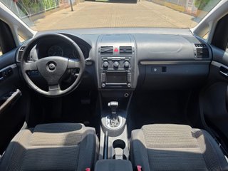 Volkswagen Touran 1.9 TDI DSG TRENDLINE
